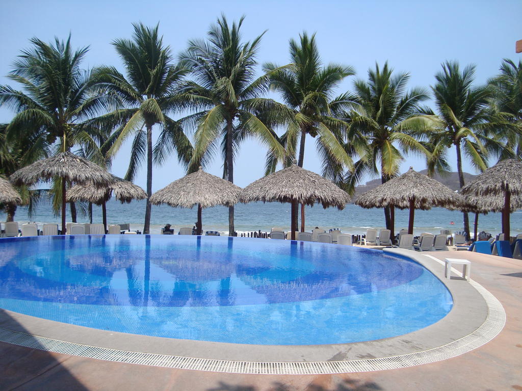 Hotel Villa Mexicana Zihuatanejo Luaran gambar